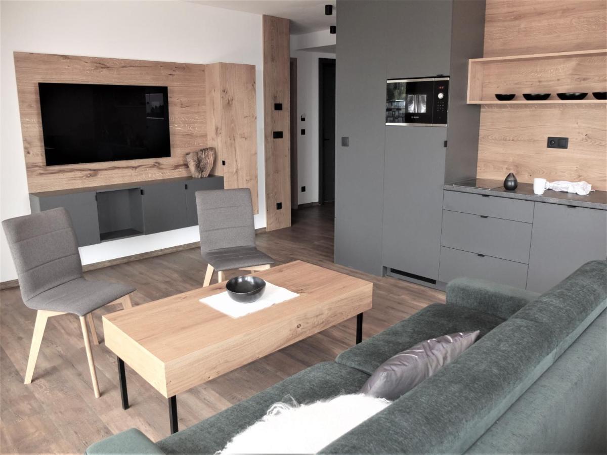 דירות Apartman Maco - Strbske Pleso - Ovruc מראה חיצוני תמונה